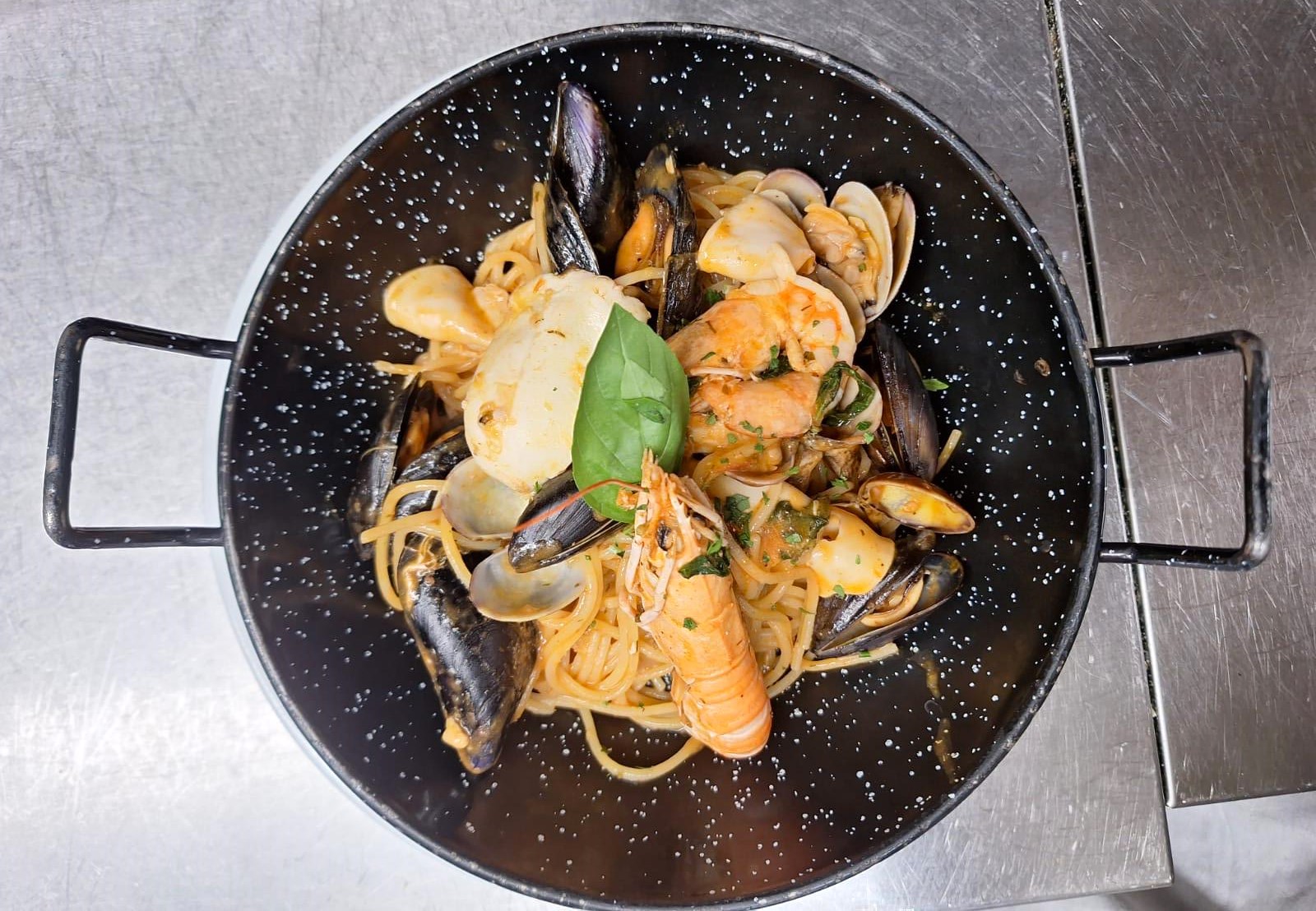 Spaghetti allo scoglio