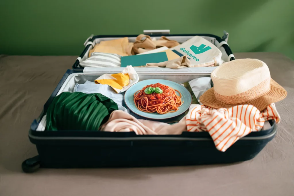 Deliveroo, il primo desiderio degli italiani dopo le vacanze? Pasta e pizza